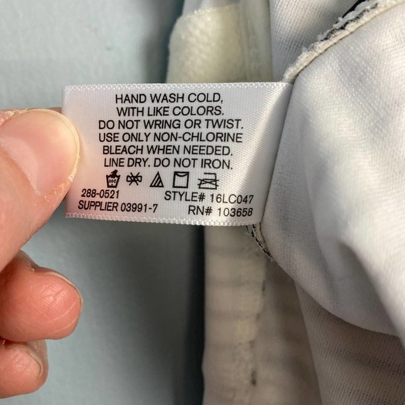 Liz Claiborne Black White Geometric Strip Optical Illusion Swimsuit Size 6 - Picture 7 of 12